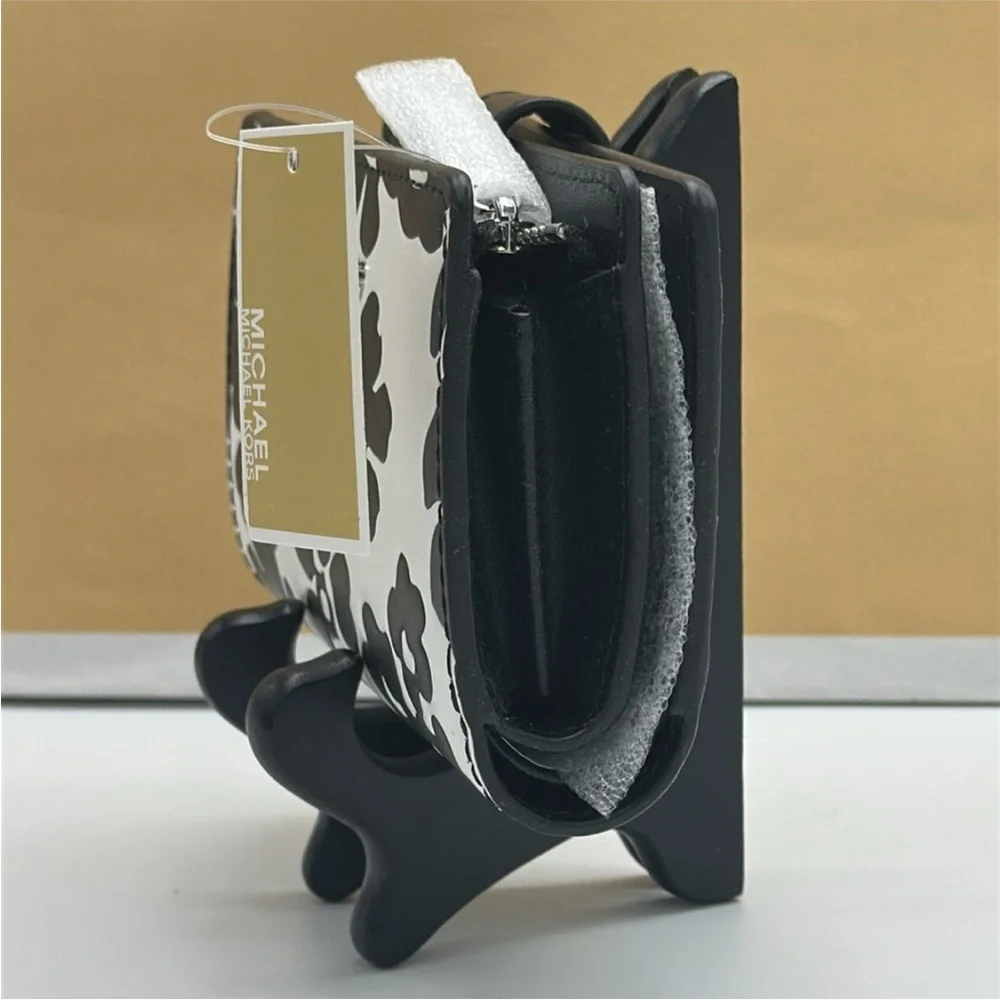 Michael Kors Black and White Floral Wallet - Picture 13 of 16